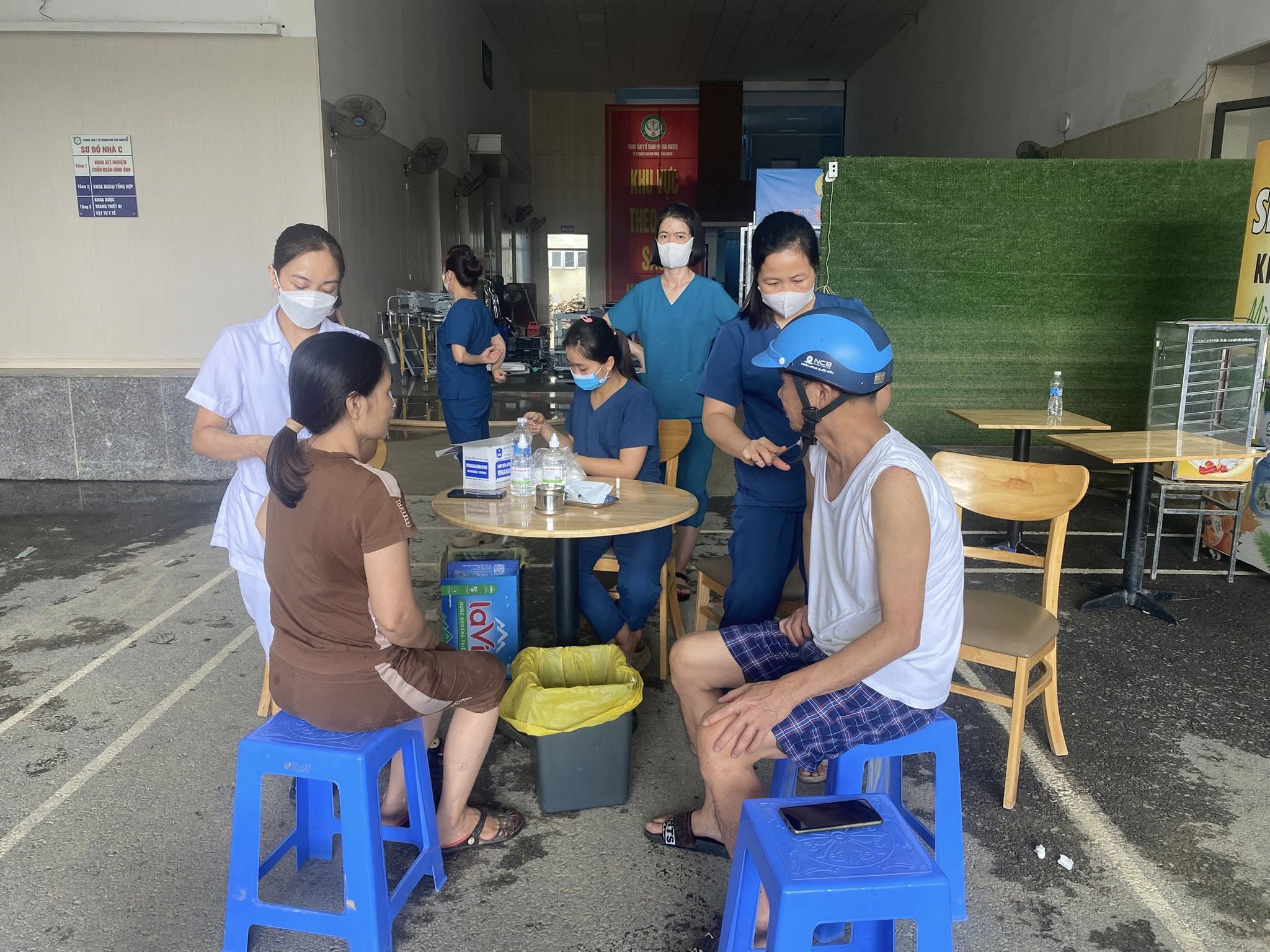 TRUNG TÂM Y TẾ THÁI NGUYÊN: TIẾP TỤC VÀ MỞ RỘNG 3 ĐIỂM T.I.Ê.M KHẨN CẤP HUYẾT THANH U,Ố,N V,Á,N (SAT) MIỄN PHÍ TỪ CHIỀU 12/10